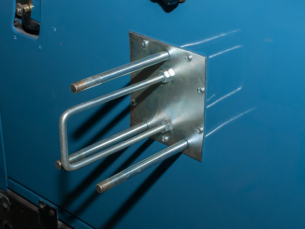 Porta-rueda trasero DA2215 (fijo, a puerta) – Defender 90/110 (hasta 2002) / Series